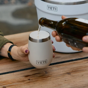 Yeti Rambler Wine Tumbler 10oz With Magslider Lid Durasip Ceramic Lining 295ml