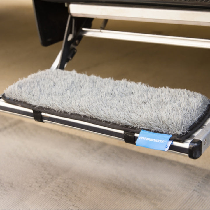 Companion-Dust-Off-Mat-Pull-Out-Step