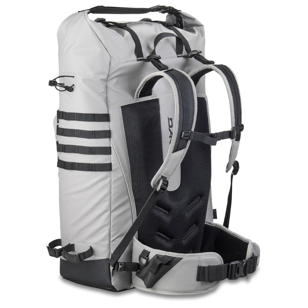 Dakine-Ulua-Fish-Tackle-Backpack-60L-Straps