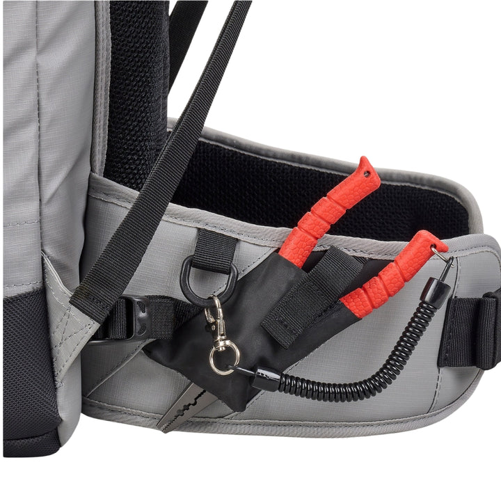 Dakine-Ulua-Fish-Tackle-Backpack-60L-Tools