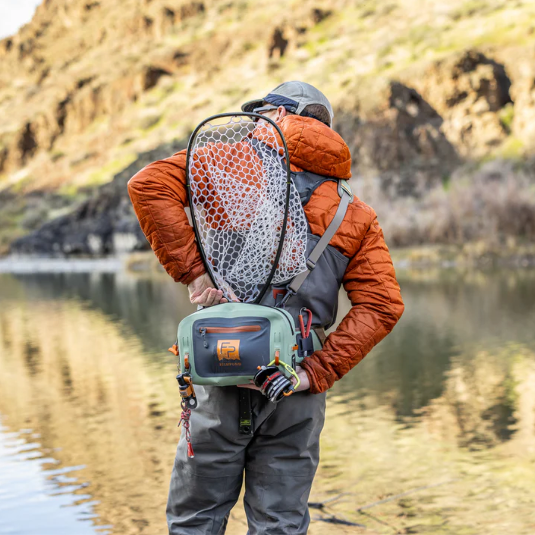 Fishpond Thunderhead Small Submersible Lumbar