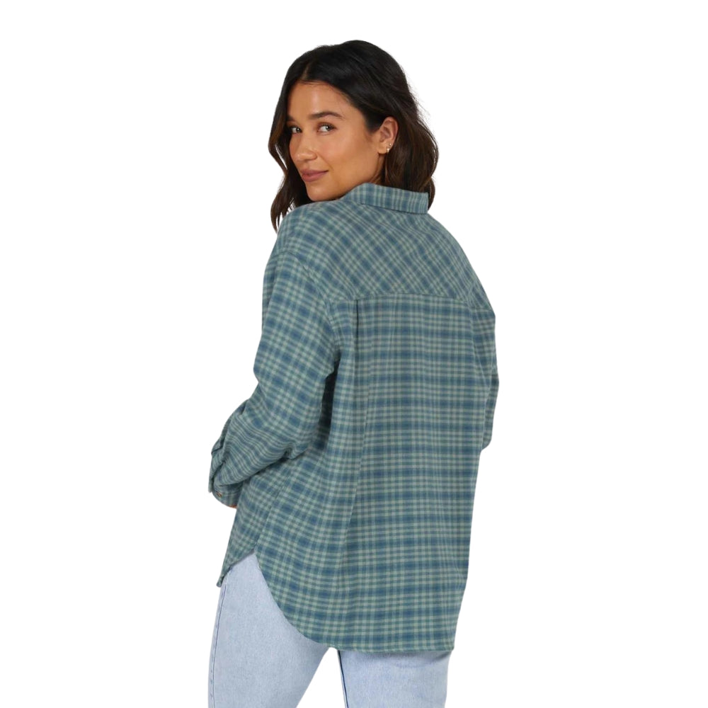 Salty-Crew-Shore-Break-Flannel-Back