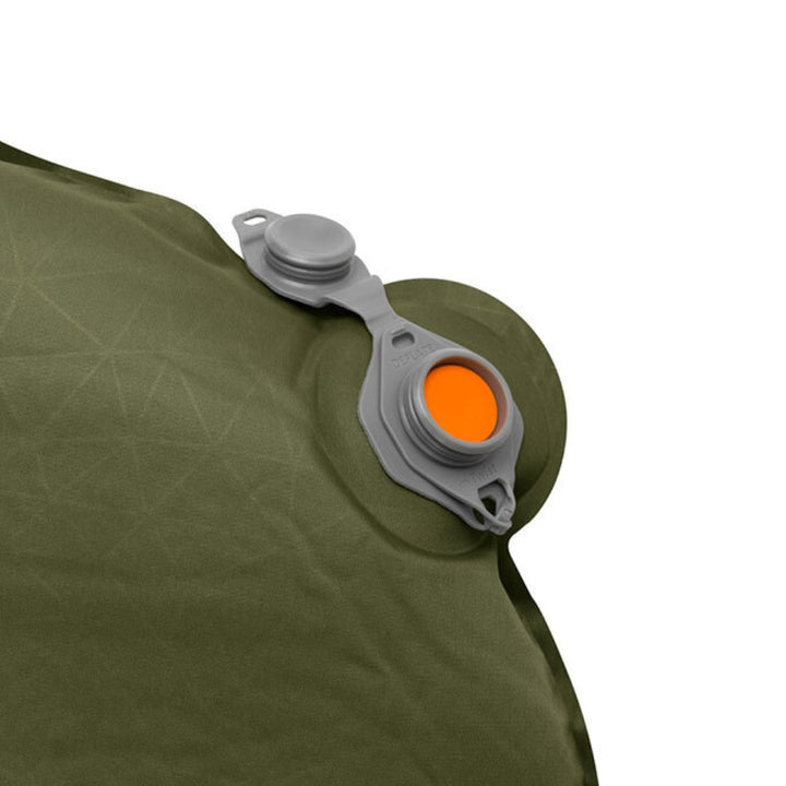 Sea-to-Summit-Camp-Plus-Self-Inflating-Mat