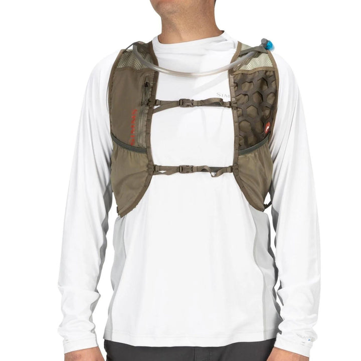 Simms-Flyweight-Pack-Vest-Front