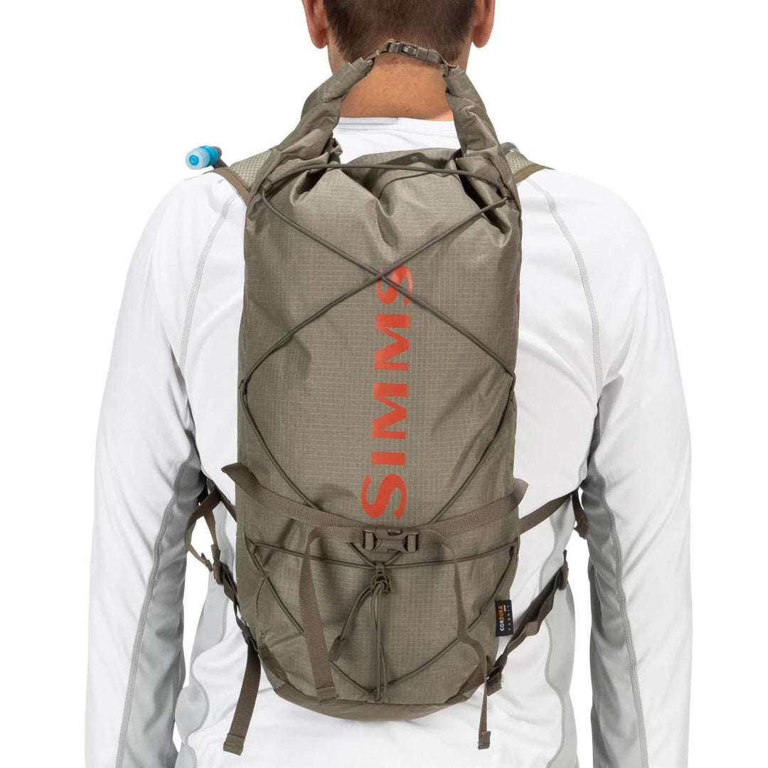 Simms-Flyweight-Pack-Vest
