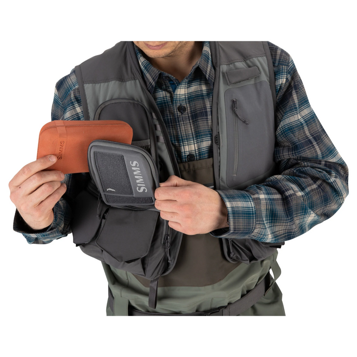 Simms-Freestone-Vest-Pouch