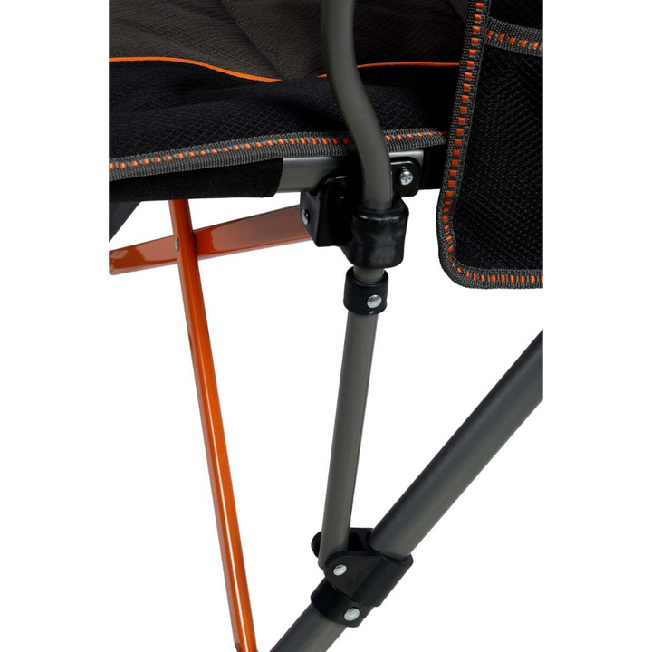 Wildtrak Cheynes Deluxe Solid Arm Chair