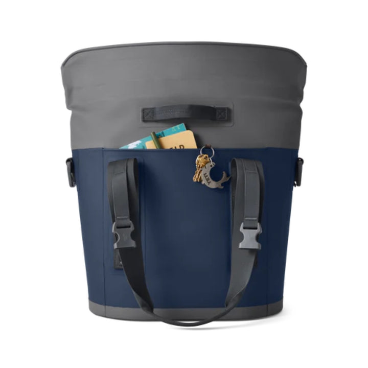 Yeti-Hopper-M15-Soft-Cooler-Pocket