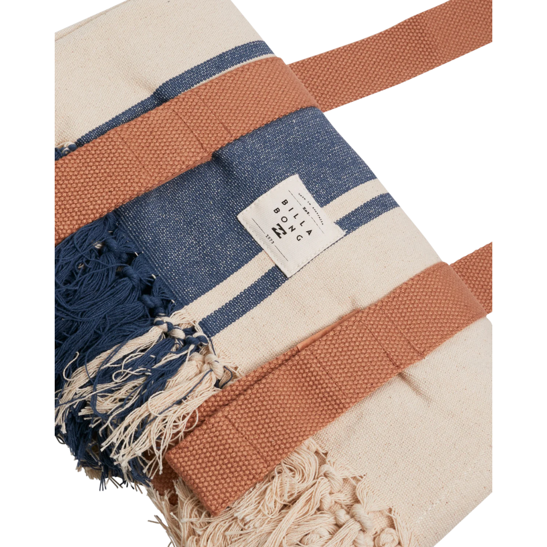Billabong Long Weekend Beach Blanket