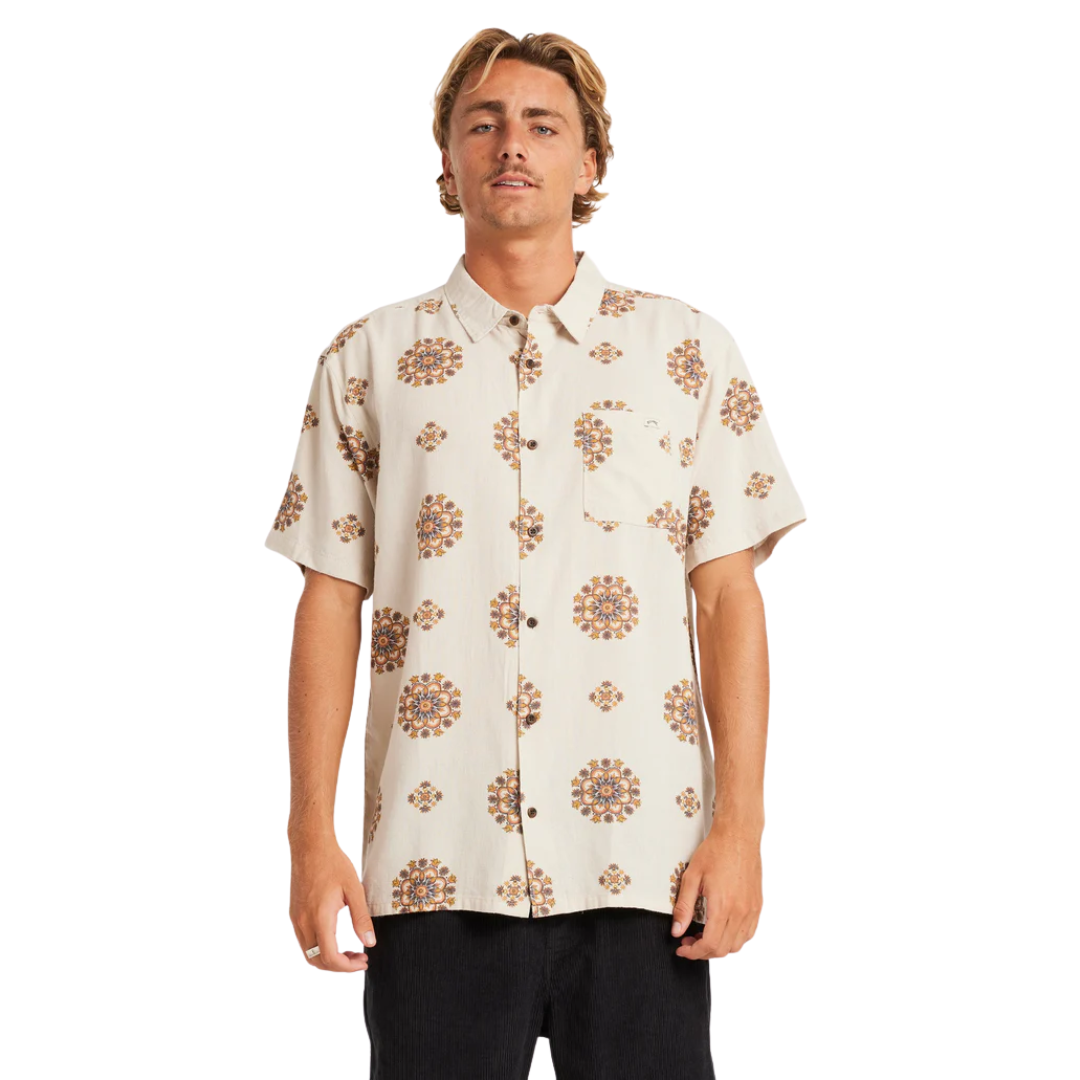Billabong Men's Cordoba Short Sleeve Shirt
