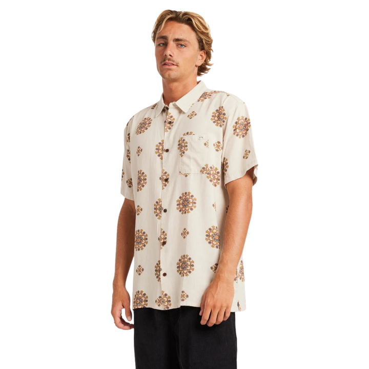 Billabong Men's Cordoba Short Sleeve Shirt