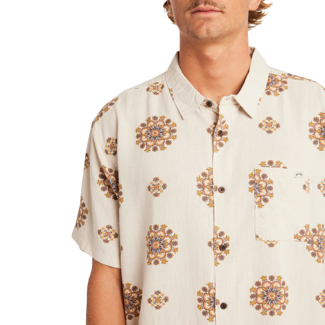 Billabong Men's Cordoba Short Sleeve Shirt