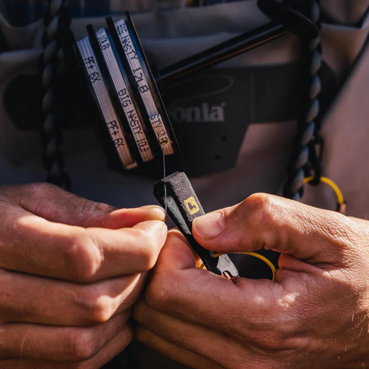 Loon Rogue Nipper with Comfy Grip