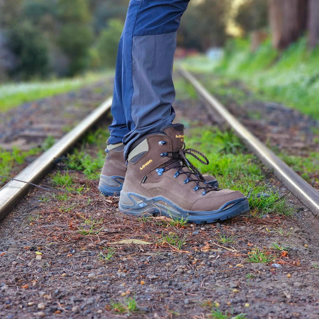 Lowa Renegade Gore-Tex Mid Wide Hunting Boot