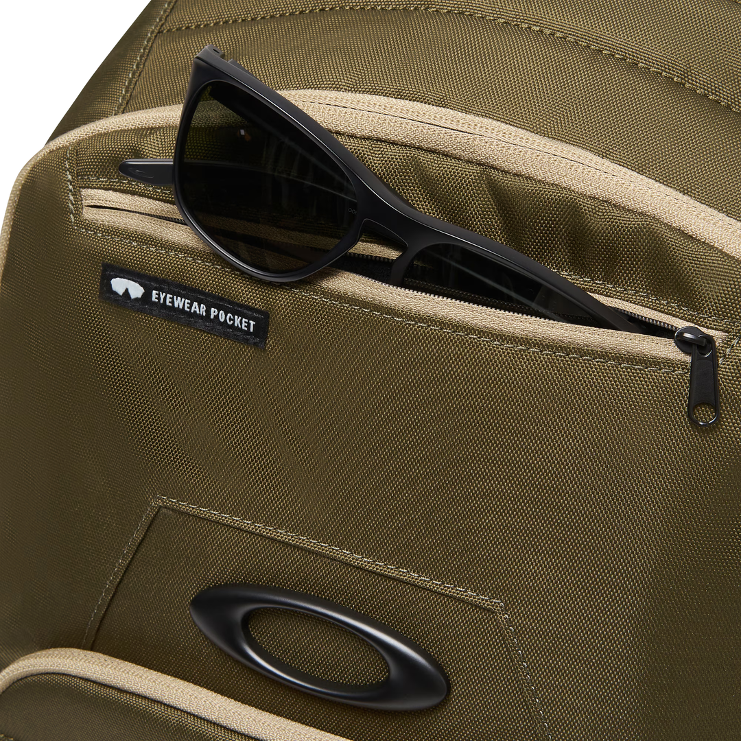 Oakley Enduro 25L 4.0 Backpack